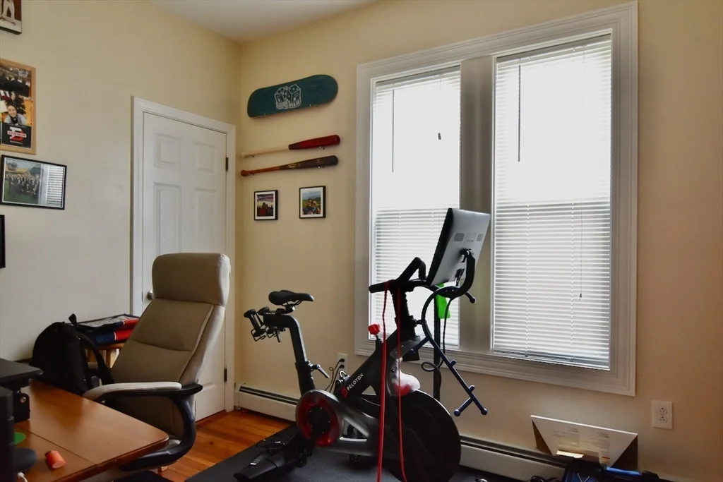 3 bed, 1 bath apartment for rent at 89 Savin Hill Unit 3, Dorchester — photo 14 of 21