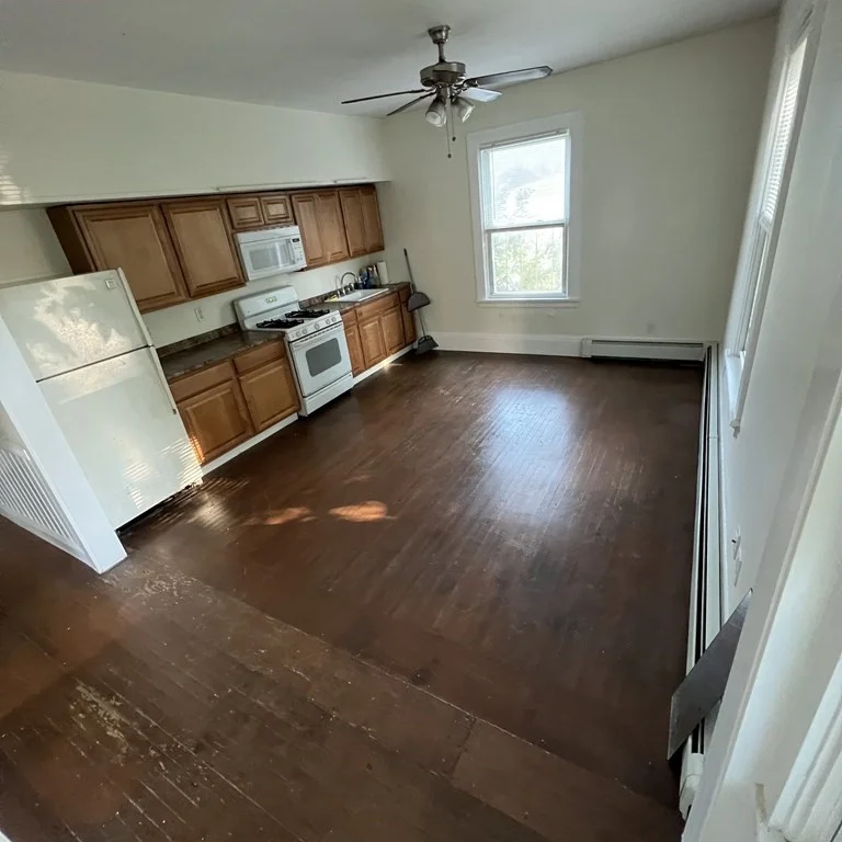 1 bed, 1 bath apartment for rent at 89 South 6th St Unit 6, New Bedford — photo 4 of 6
