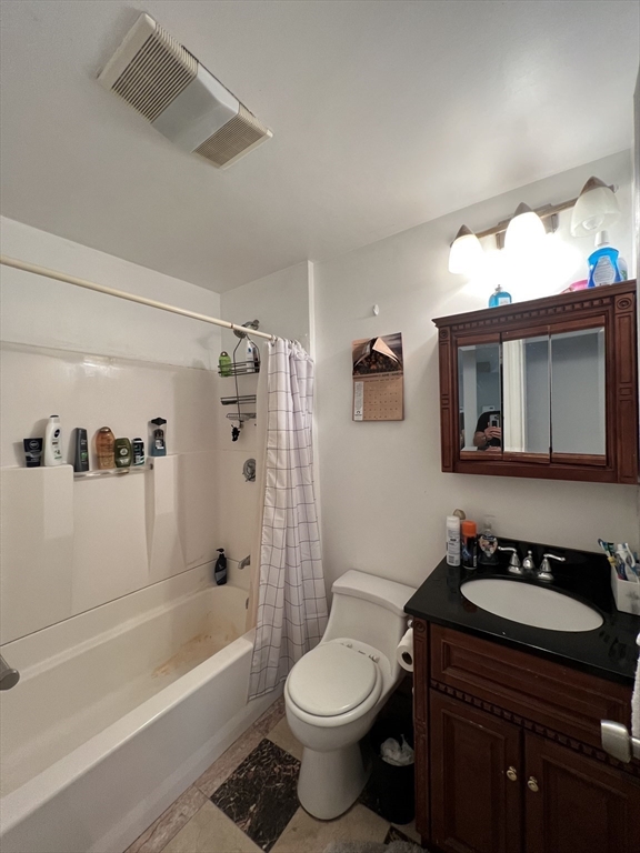 3 bed, 1 bath apartment for rent at 89 Spring St Unit 3, Kendall Square — photo 5 of 10