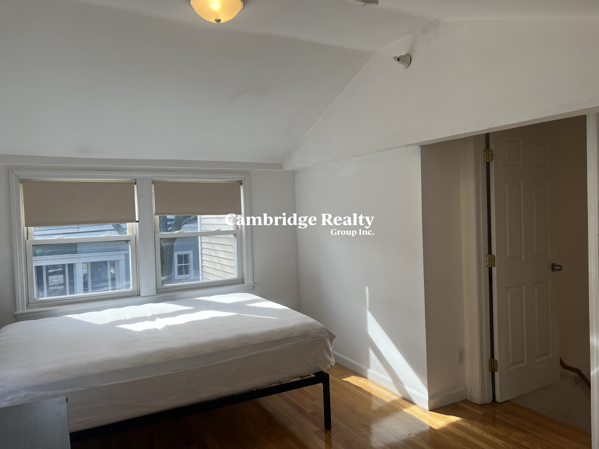 3 bed, 1 bath apartment for rent at 89 Spring St Unit 3T, East Cambridge — photo 5 of 11