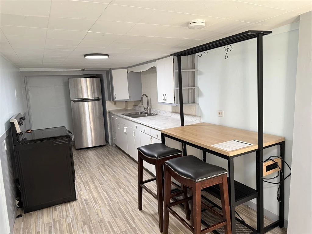 3 bed, 1 bath apartment for rent at 89 Spruce St Unit 0, Winchendon — photo 6 of 13