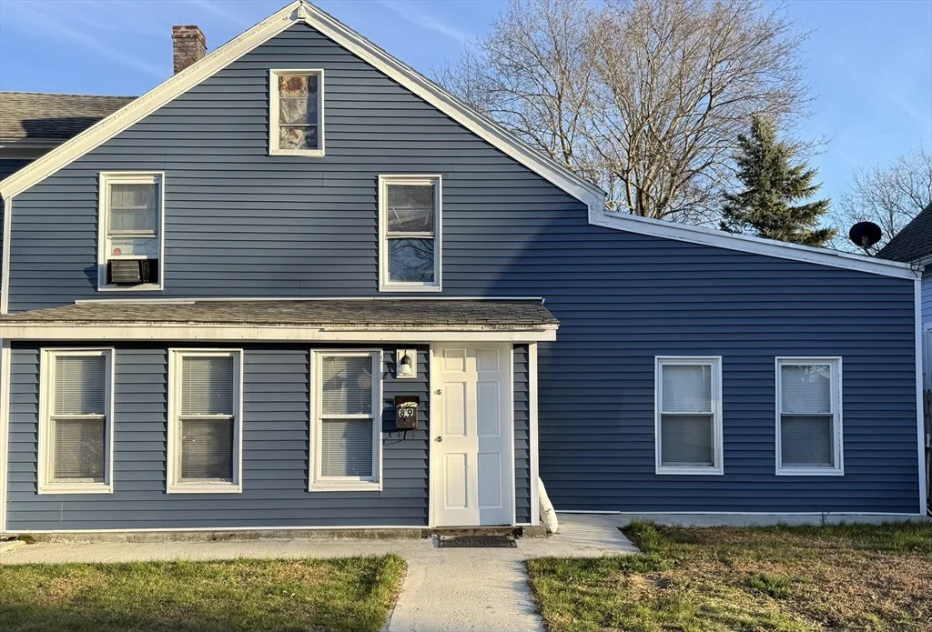 3 bed, 1 bath apartment for rent at 89 Spruce St Unit 0, Winchendon — photo 1 of 13