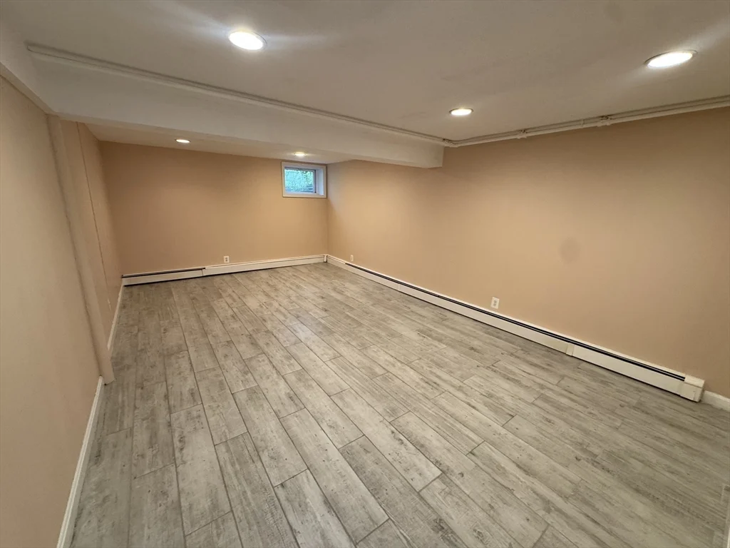 3 bed, 2 bath apartment for rent at 89 Stanley Rd Unit SF, Waban — photo 22 of 36