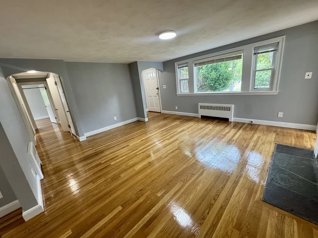 3 bed, 2 bath apartment for rent at 89 Stanley Rd Unit SF, Waban — photo 7 of 36