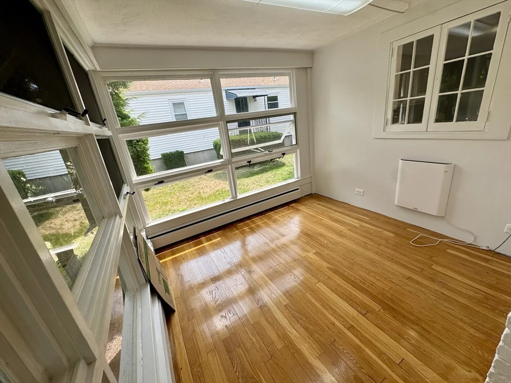 3 bed, 2 bath apartment for rent at 89 Stanley Rd Unit SF, Waban — photo 6 of 36