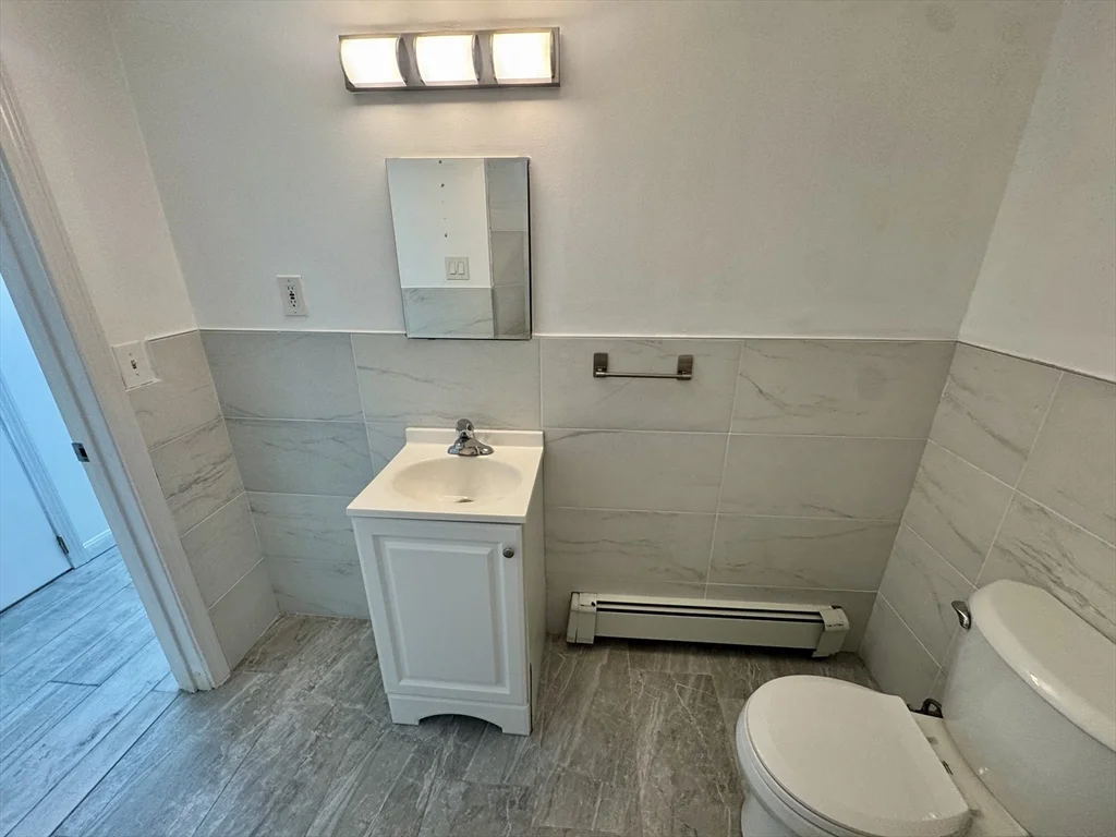 3 bed, 2 bath apartment for rent at 89 Stanley Rd Unit SF, Waban — photo 29 of 36