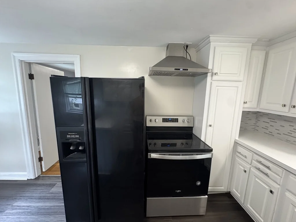 3 bed, 2 bath apartment for rent at 89 Stanley Rd Unit SF, Waban — photo 5 of 36