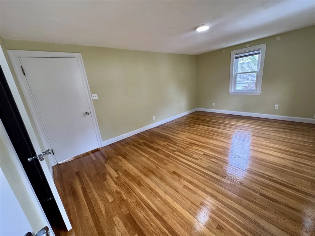 3 bed, 2 bath apartment for rent at 89 Stanley Rd Unit SF, Waban — photo 17 of 36