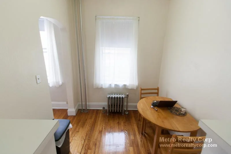 Studio bed, 1 bath apartment for rent at 89 Strathmore Rd Unit 24, Brighton — photo 9 of 10
