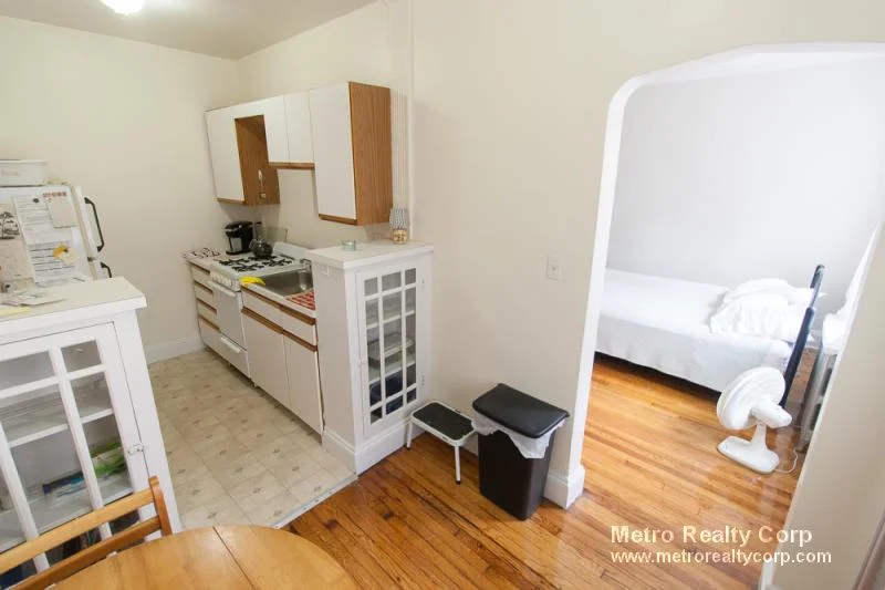 Studio bed, 1 bath apartment for rent at 89 Strathmore Rd Unit 24, Brighton — photo 7 of 10