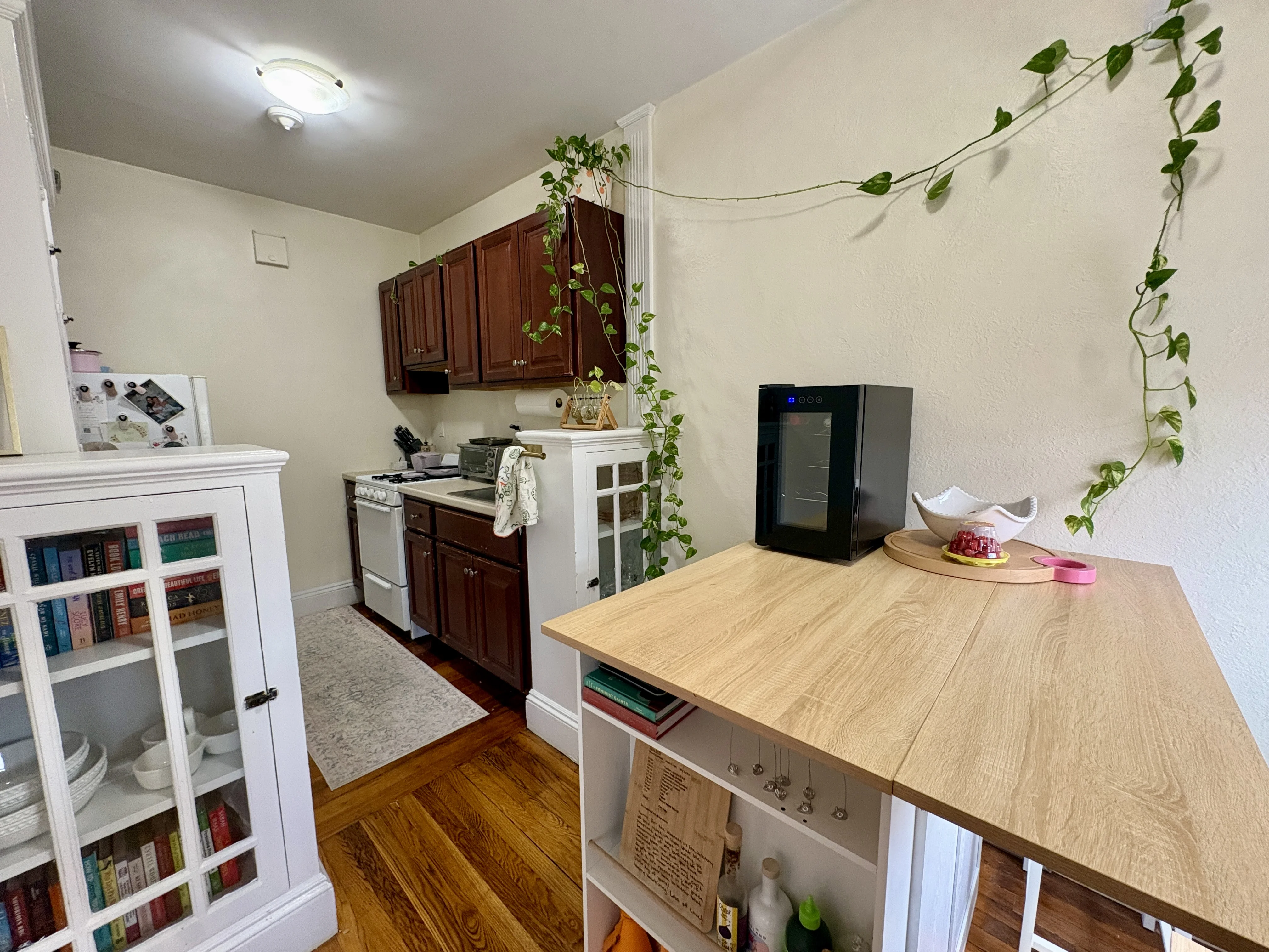 1 bed, 1 bath apartment for rent at 89 Strathmore Rd Unit 37, Brighton — photo 7 of 30