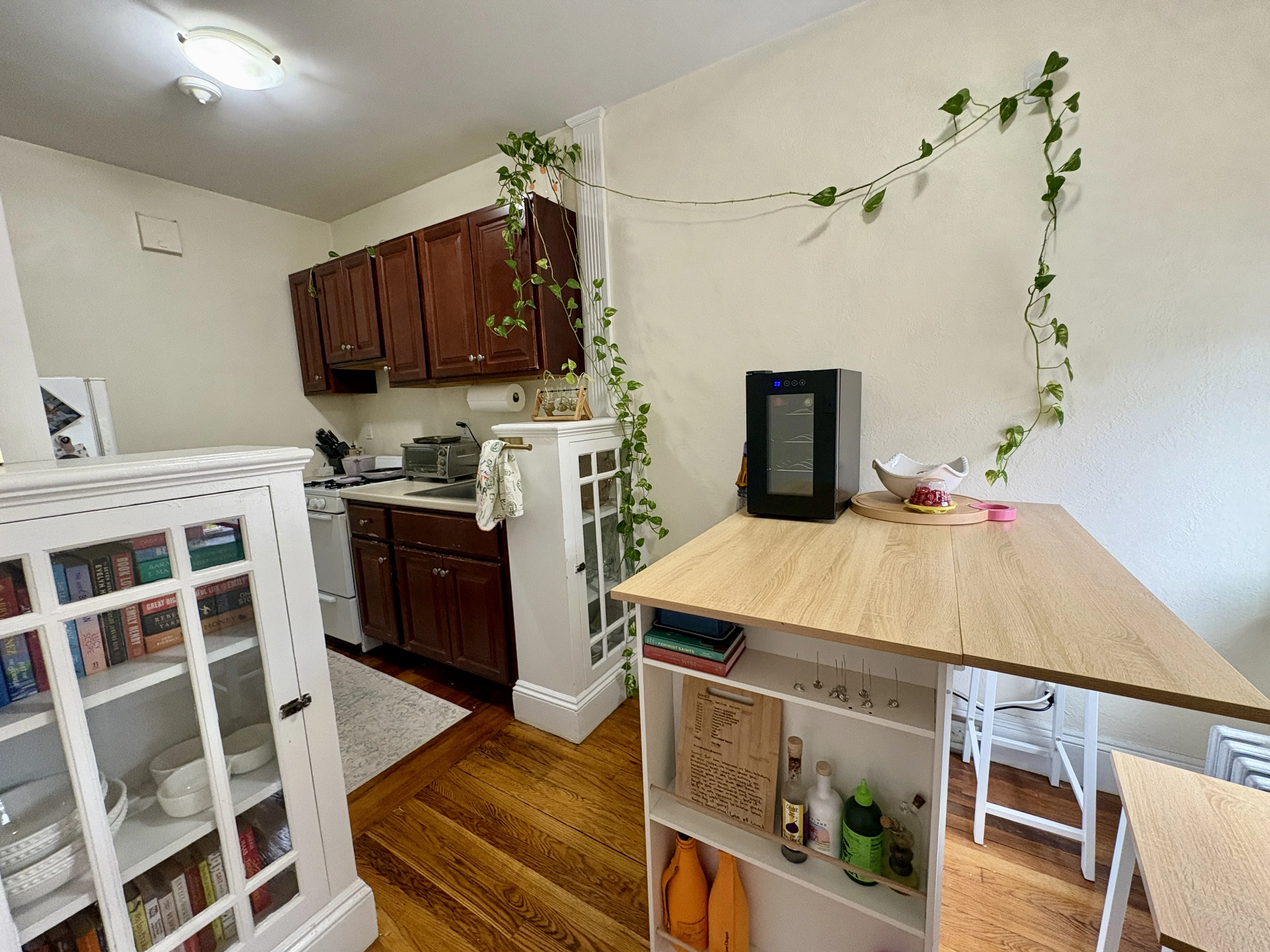 1 bed, 1 bath apartment for rent at 89 Strathmore Rd Unit 37, Brighton — photo 9 of 30