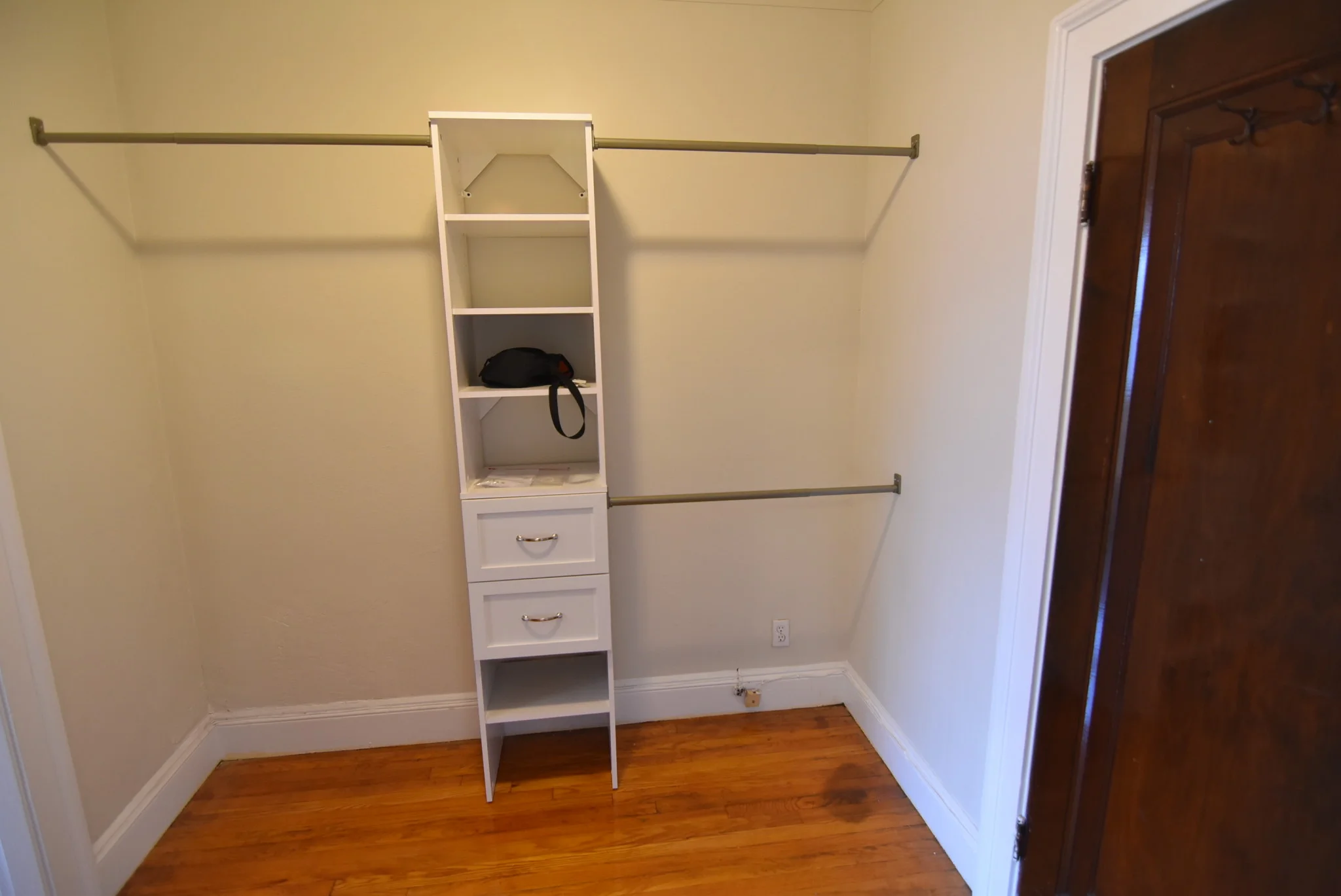 Studio bed, 1 bath apartment for rent at 89 Strathmore Rd Unit 42, Brighton — photo 6 of 11