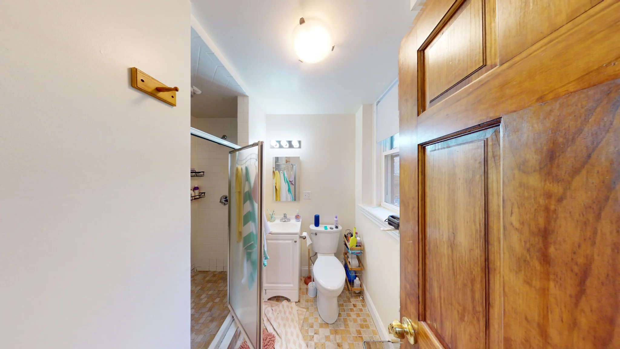 1 bed, 1 bath apartment for rent at 89 Strathmore Rd Unit 5, Brighton — photo 6 of 11