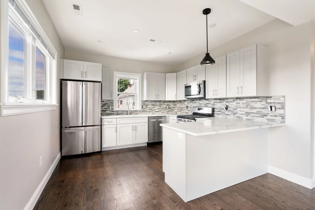 3 bed, 2 bath apartment for rent at 89 Summit Ave Unit 1, Winthrop