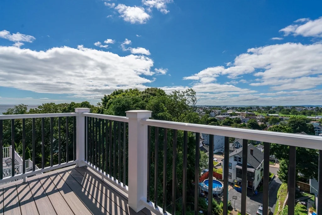 3 bed, 2 bath apartment for rent at 89 Summit Ave Unit 4, Winthrop — photo 9 of 13