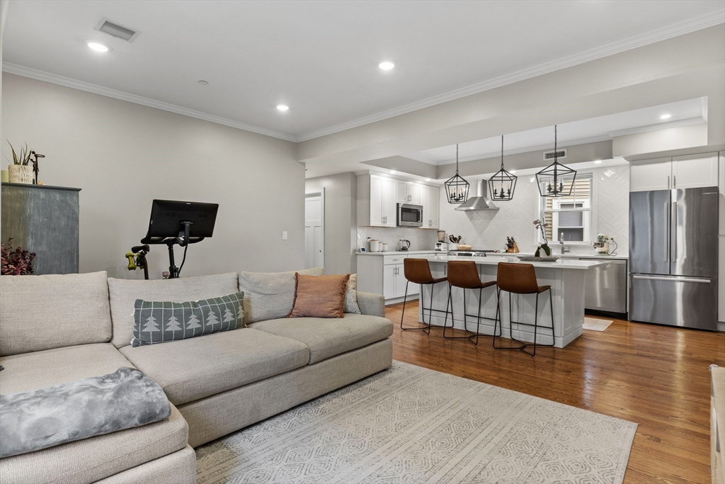 2 bed, 2 bath apartment for rent at 89 Sydney St Unit 2, Dorchester — photo 8 of 20