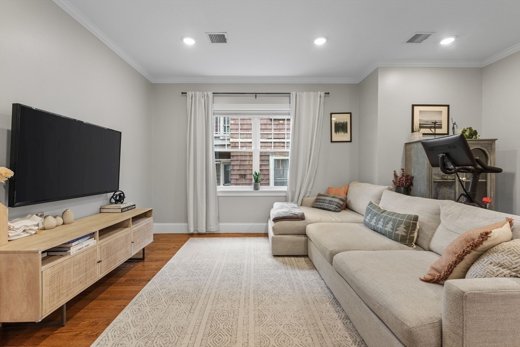 2 bed, 2 bath apartment for rent at 89 Sydney St Unit 2, Dorchester — photo 10 of 20