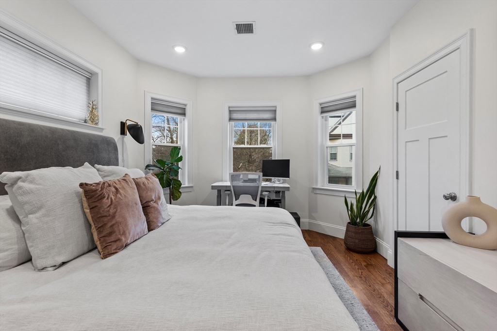 2 bed, 2 bath apartment for rent at 89 Sydney St Unit 2, Dorchester — photo 13 of 20