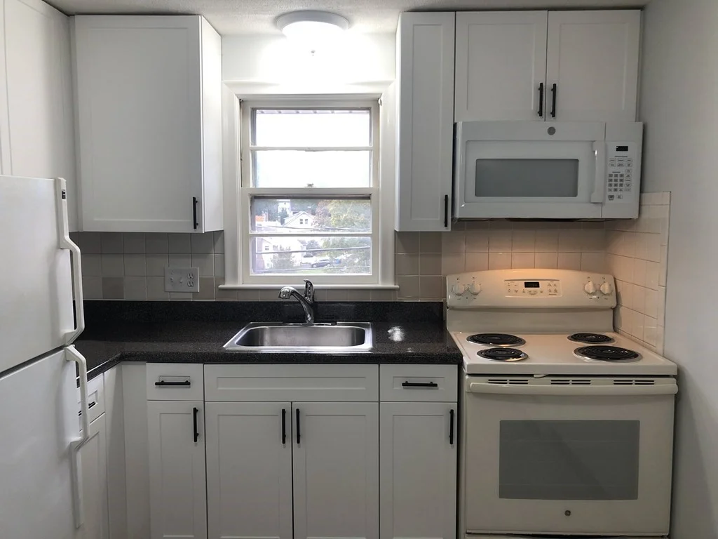 1 bed, 1 bath apartment for rent at 89 Trapelo Unit 27, Waltham — photo 1 of 14