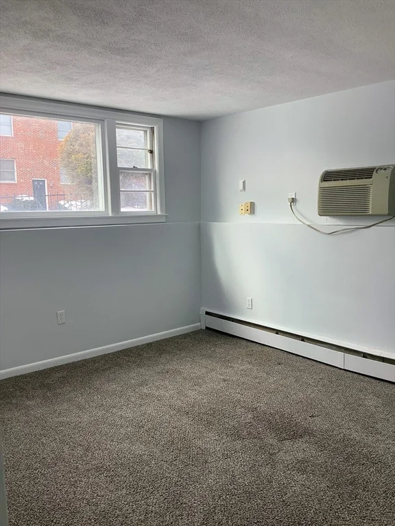 1 bed, 1 bath apartment for rent at 89 Trapelo Unit 33, Waltham — photo 5 of 14
