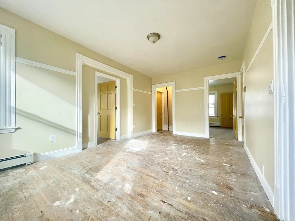 3 bed, 1 bath apartment for rent at 89 Tuttle St Unit 1, Boston — photo 6 of 12