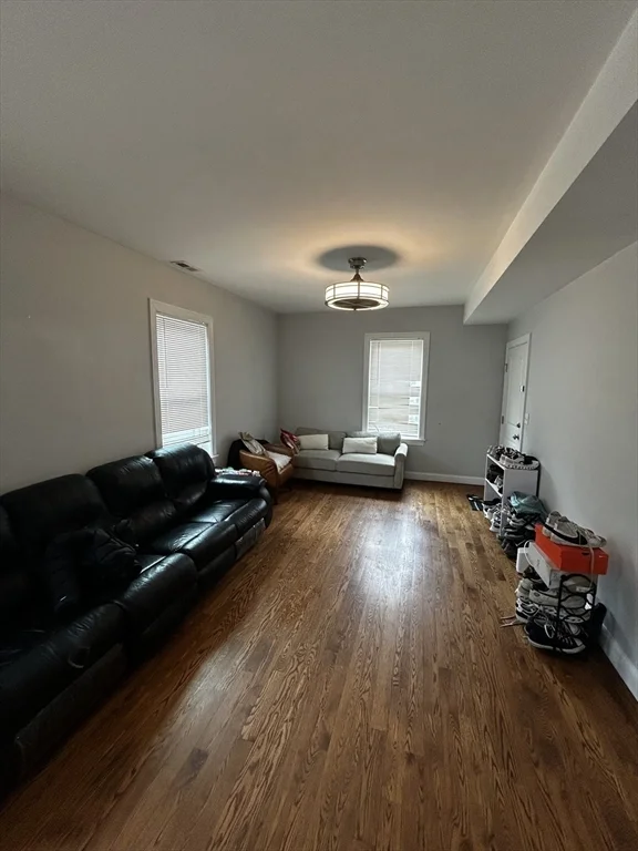 5 bed, 2 bath apartment for rent at 89 Wachusett St Unit 1, Jamaica Plain — photo 2 of 8