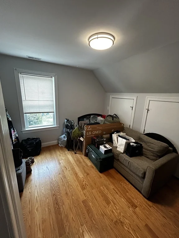 3 bed, 1 bath apartment for rent at 89 Wachusett St Unit 3, Jamaica Plain — photo 5 of 9
