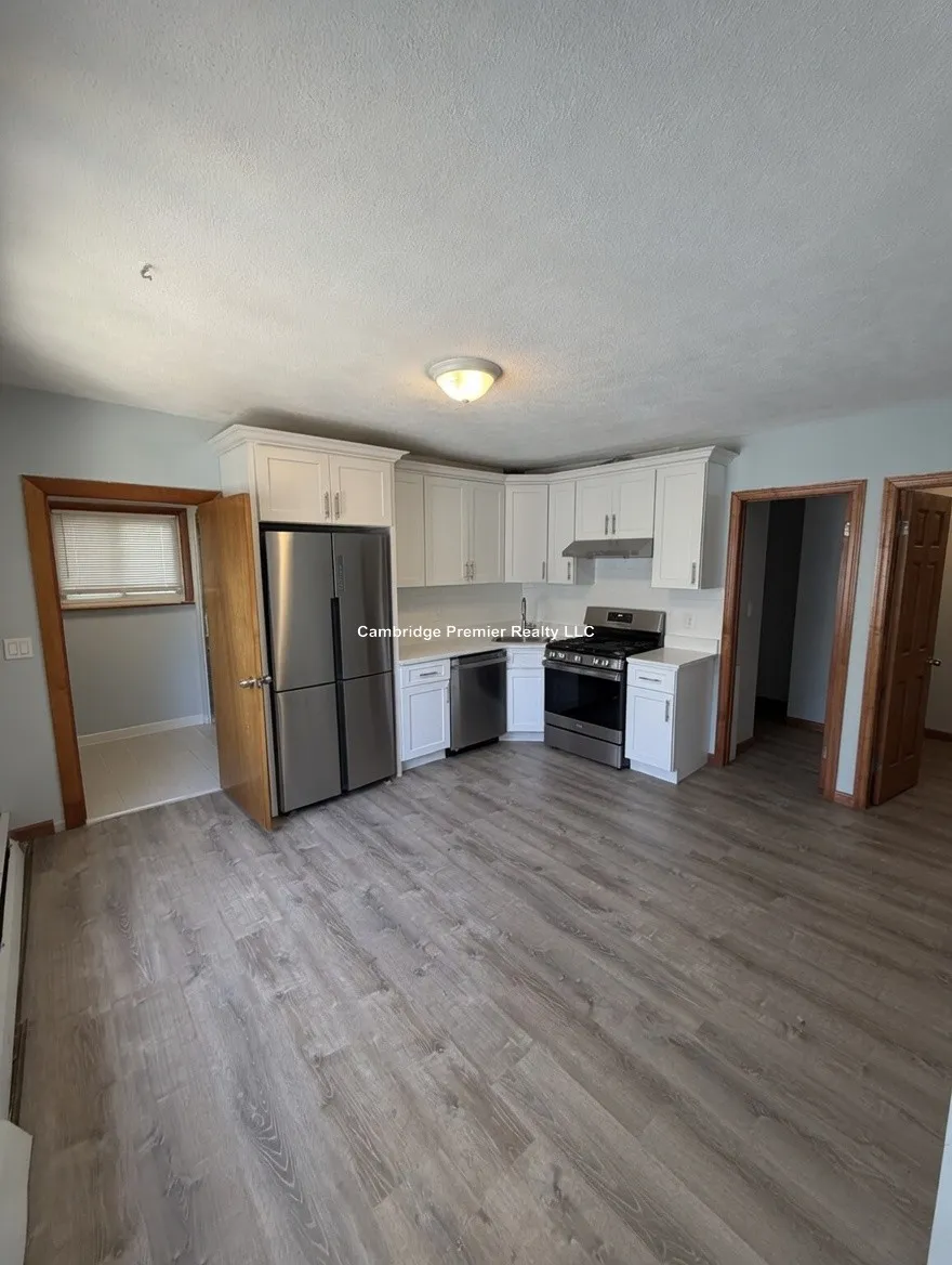 4 bed, 3 bath apartment for rent at 89 Webster Ave Unit 3, Wellington-Harrington