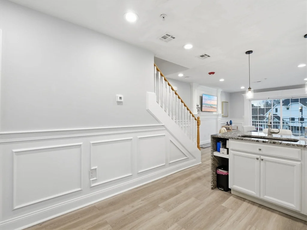 2 bed, 2 bath apartment for rent at 89 West Main Unit 207, Northborough — photo 13 of 41