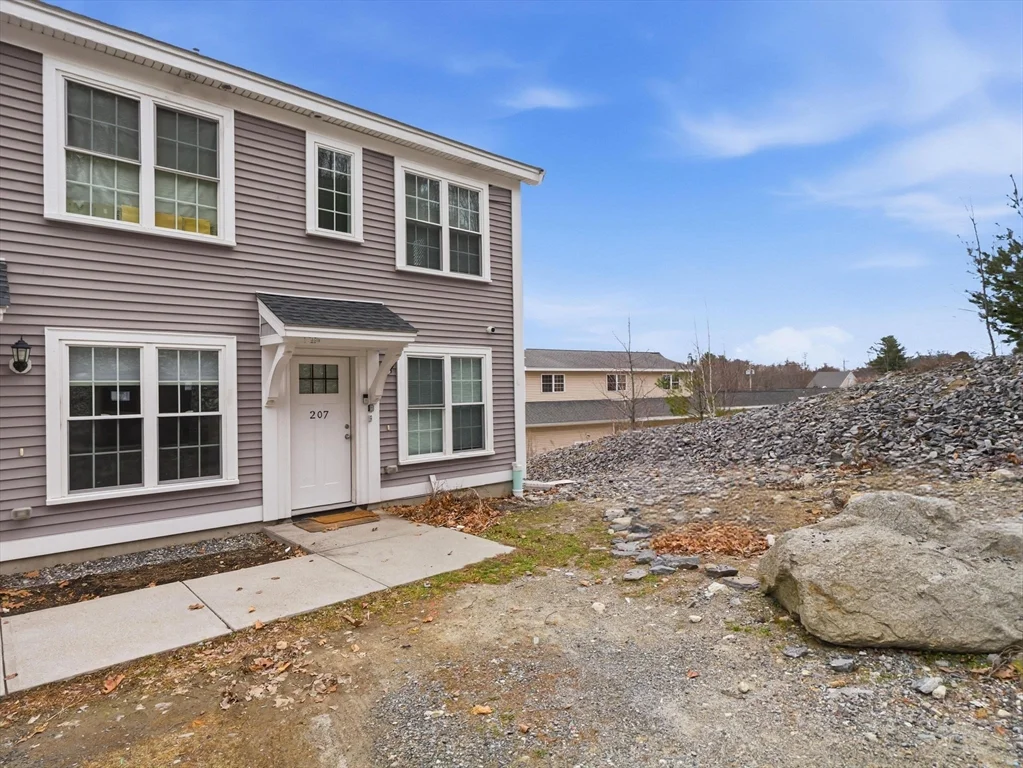 2 bed, 2 bath apartment for rent at 89 West Main Unit 207, Northborough — photo 38 of 41