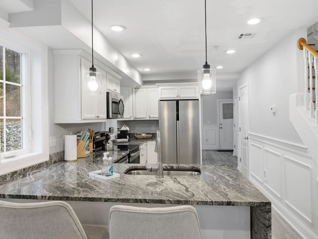 2 bed, 2 bath apartment for rent at 89 West Main Unit 207, Northborough — photo 18 of 41