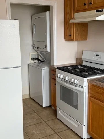 2 bed, 1 bath apartment for rent at 89 Willard St Unit 0, Ayer — photo 2 of 8