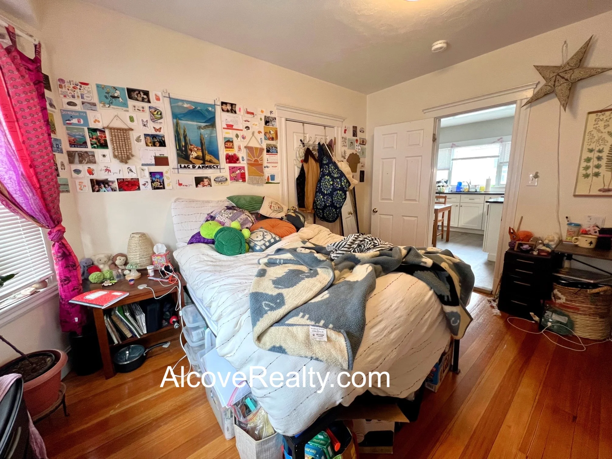 3 bed, 1 bath apartment for rent at 89 Windsor Rd Unit 2, South Medford — photo 9 of 15