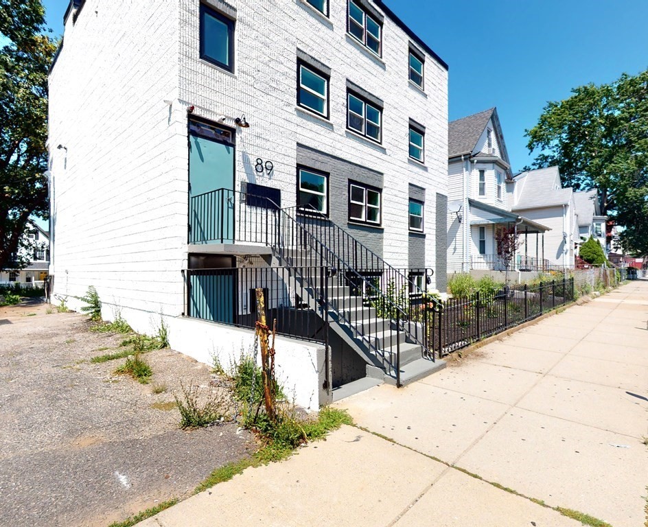 2 bed, 1 bath apartment for rent at 89 Woodrow Ave Unit 2, Dorchester — photo 23 of 25