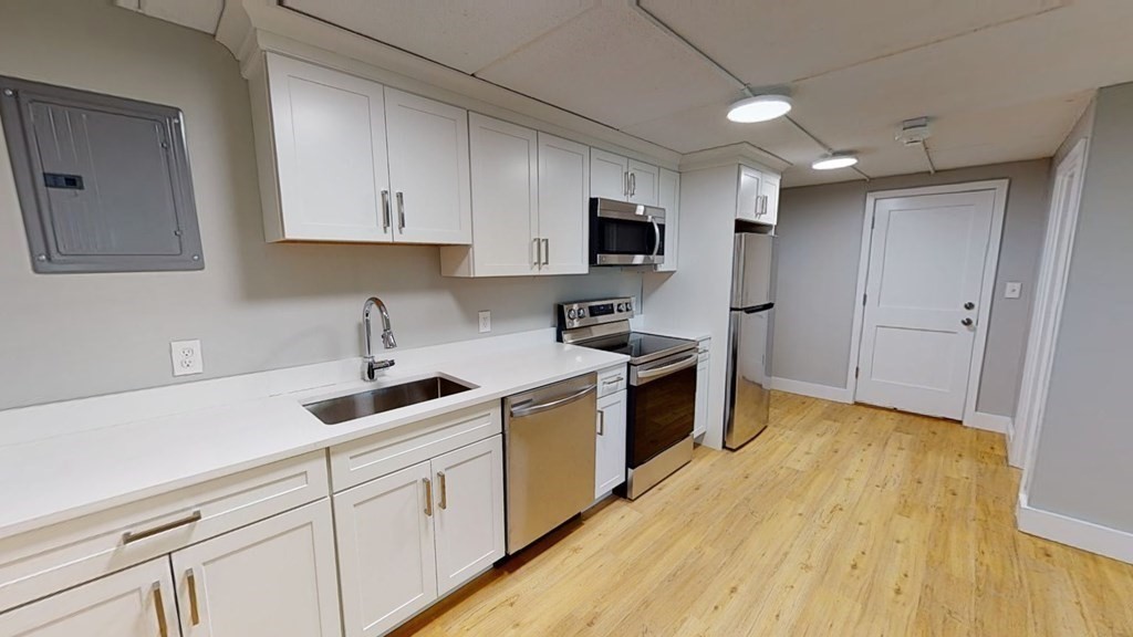 2 bed, 1 bath apartment for rent at 89 Woodrow Ave Unit 5, Dorchester
