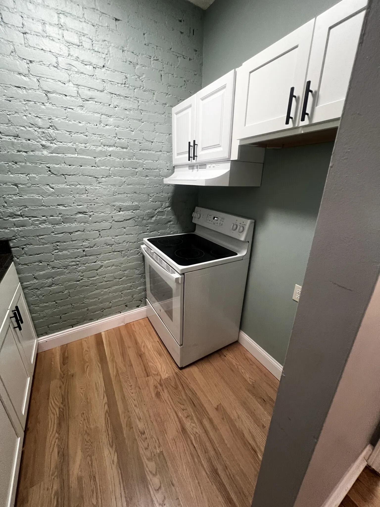 2 bed, 1 bath apartment for rent at 890 Huntington Ave Unit 6, Mission Hill — photo 3 of 7