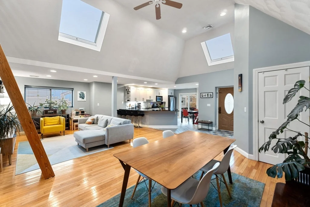 3 bed, 1 bath apartment for rent at 890 Winthrop Ave Unit 2, Beachmont — photo 1 of 38