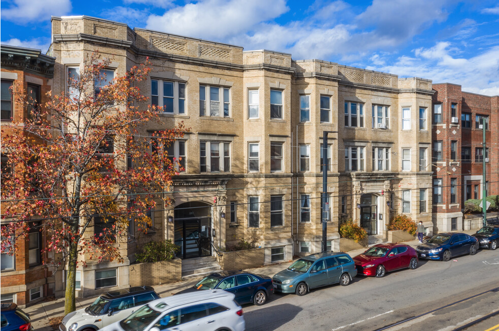 2 bed, 1 bath apartment for rent at 891 Huntington Ave Unit 1, Mission Hill — photo 6 of 9