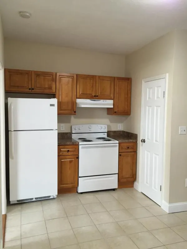 2 bed, 1 bath apartment for rent at 891 Huntington Ave Unit 2, Mission Hill — photo 3 of 6