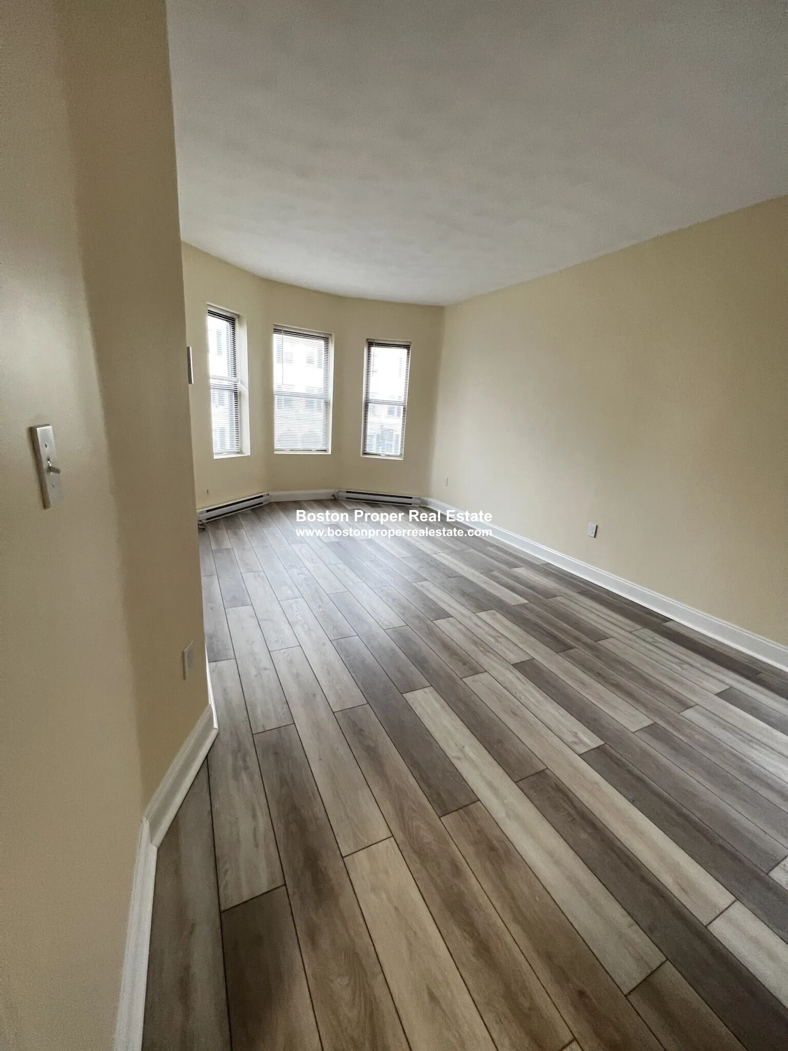 3 bed, 1 bath apartment for rent at 891 Huntington Ave Unit 3, Mission Hill — photo 1 of 11