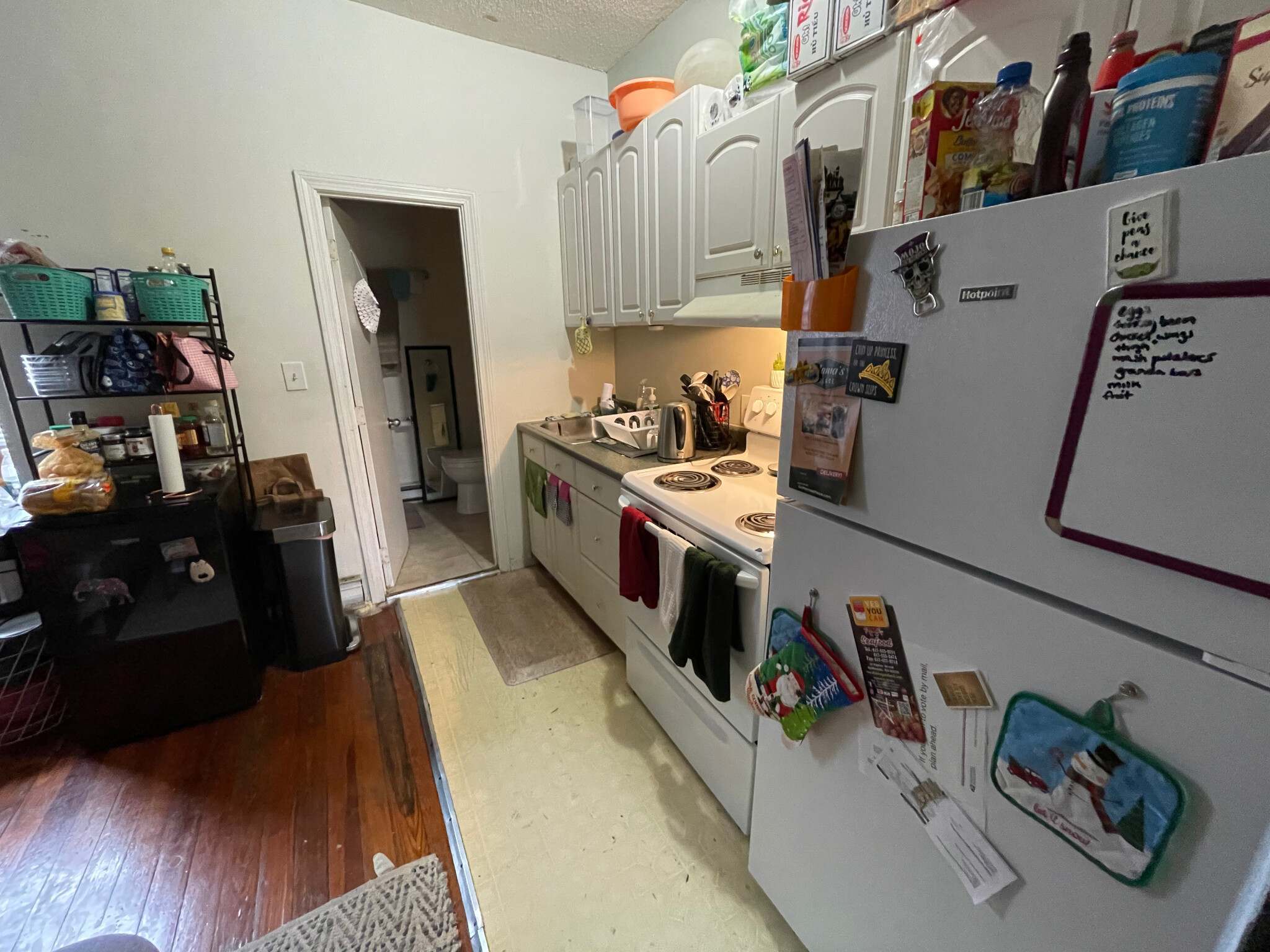 2 bed, 1 bath apartment for rent at 892 Huntington Ave Unit 7R, Mission Hill — photo 3 of 5