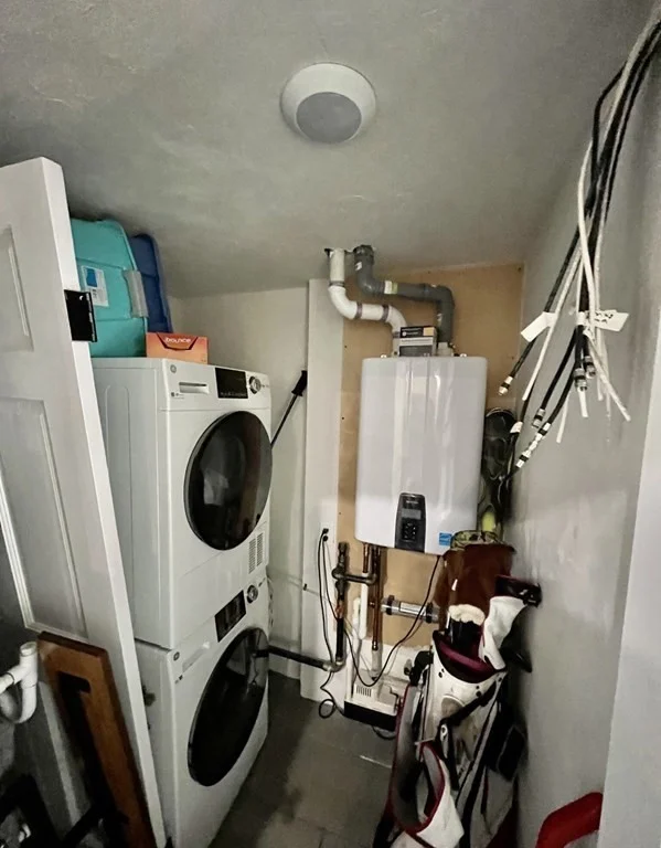 4 bed, 1 bath apartment for rent at 893 E Broadway Unit 2, South Boston — photo 18 of 19