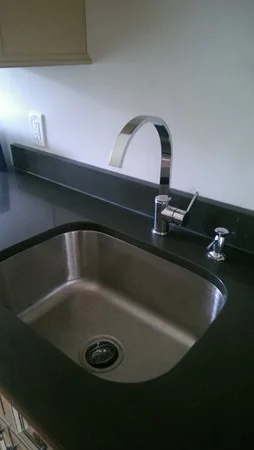 1 bed, 1 bath apartment for rent at 893 South Unit 3, Roslindale — photo 3 of 11