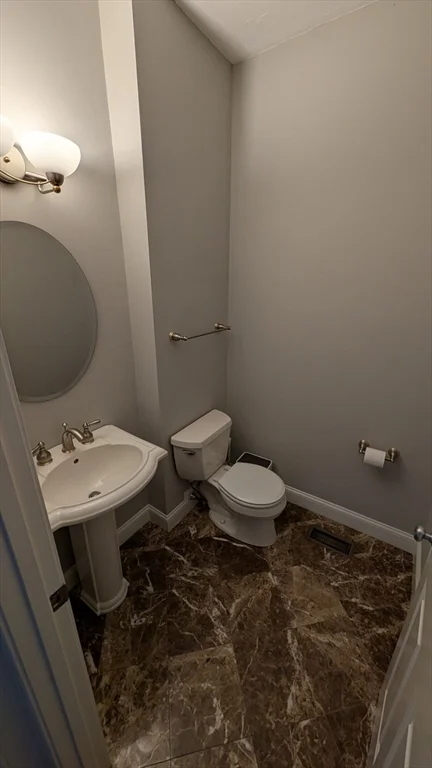 3 bed, 2 bath apartment for rent at 894 Main St Unit 1, Wakefield — photo 11 of 17