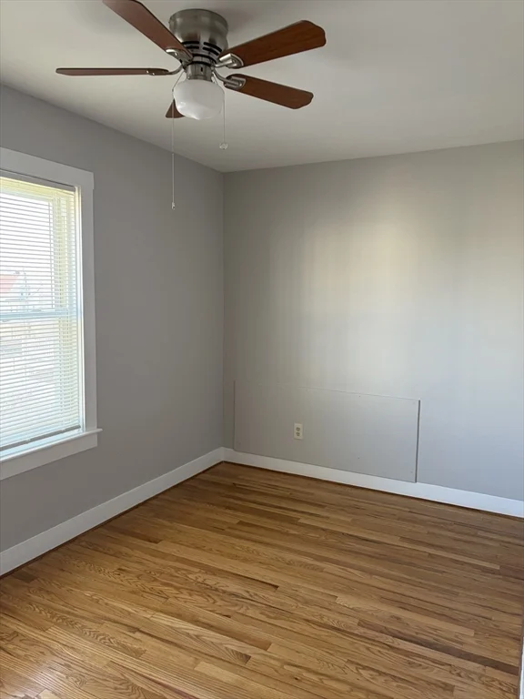 2 bed, 1 bath apartment for rent at 895 Bedford Unit 2 East, Fall River — photo 6 of 9