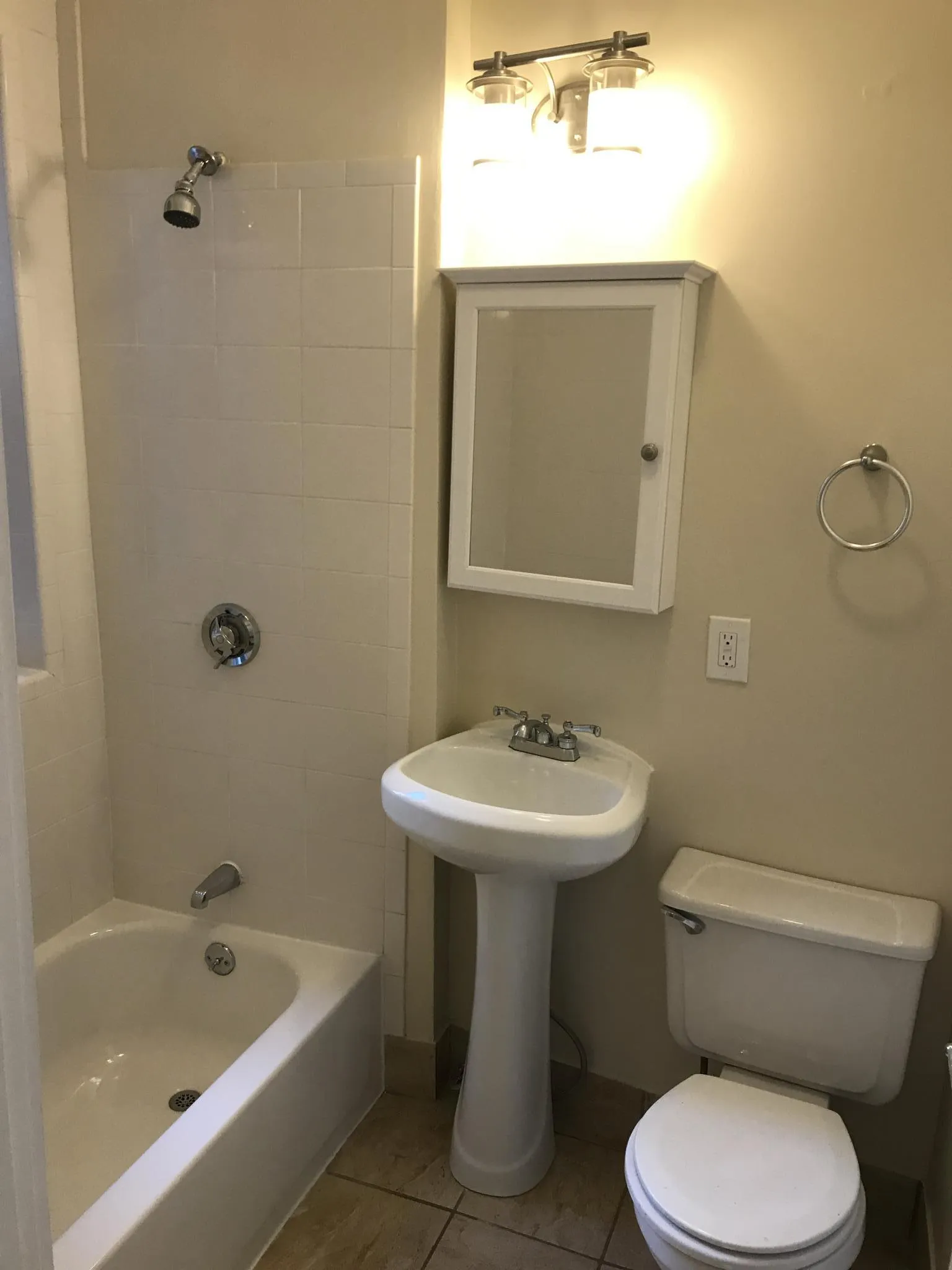 2 bed, 1 bath apartment for rent at 895 Huntington Ave Unit 2, Mission Hill — photo 8 of 15