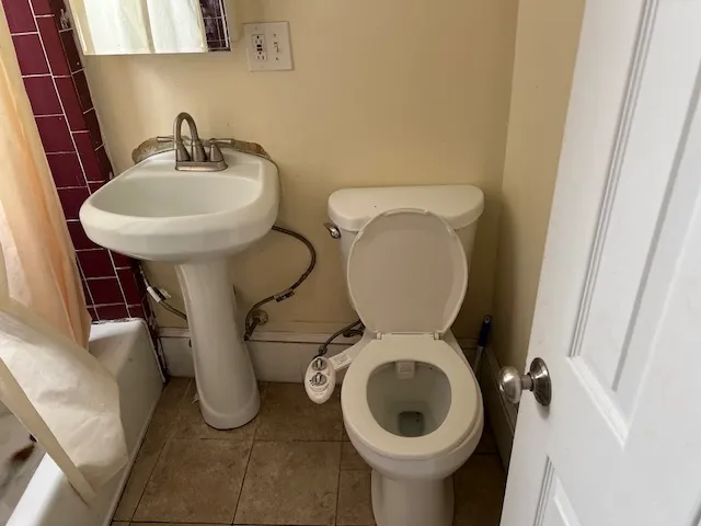 2 bed, 1 bath apartment for rent at 895 Huntington Ave Unit 6, Mission Hill — photo 6 of 9