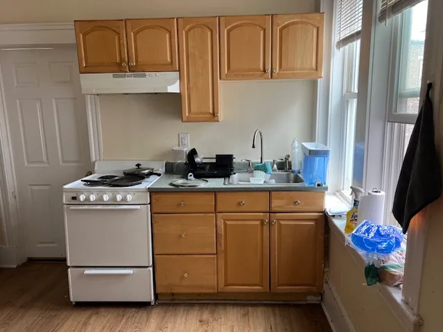 2 bed, 1 bath apartment for rent at 895 Huntington Ave Unit 6, Mission Hill — photo 2 of 9