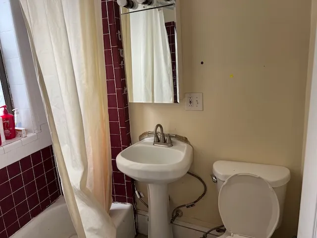 2 bed, 1 bath apartment for rent at 895 Huntington Ave Unit 6, Mission Hill — photo 5 of 9